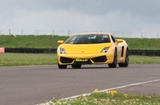 12 giri in pista a Torino in Lamborghini