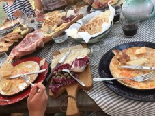 Esperienza di cucina tradizionale nelle campagne sarde