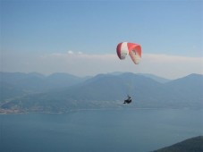 Parapendio - Lago Maggiore