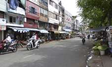 Motorbike Tour: ride through an unexpected Ho Chi Minh City