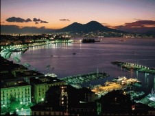 Apericena nel cuore del Golfo di Napoli
