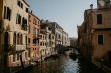 Venezia: tour di 2 ore di cibo e bevande ai Bacari