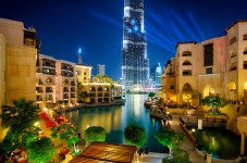 Tour delle principali attrazioni di Dubai con visita al Burj Khalifa e cena presso l'Armani Hotel