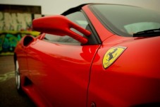 9 Giri In Pista su Ferrari
