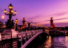 Box Viaggio Regalo per due: Sogno a Parigi con Moulin Rouge spettacoli
