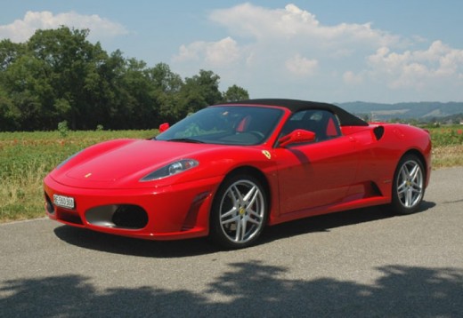 Guida una Ferrari