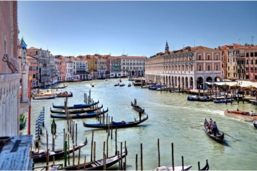Venezia dall'acqua: Un brindisi alla bellezza