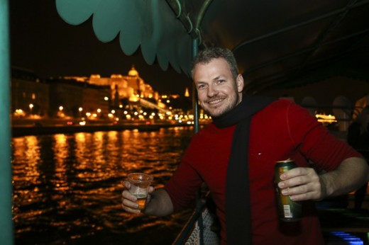 Giro dei Pub e Party sul Danubio