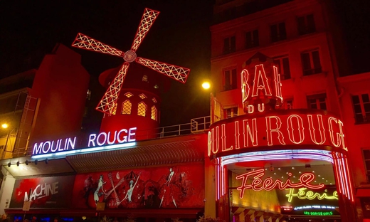 Paris by night scooter tour