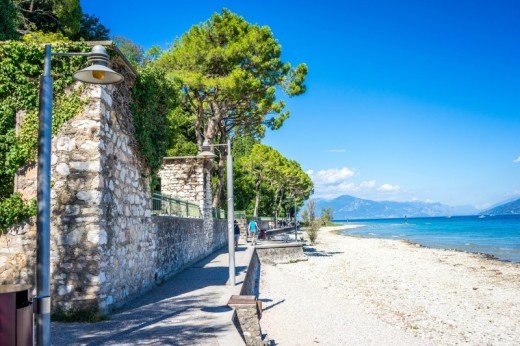 Tour del lago di Garda e Sirmione con partenza da Verona