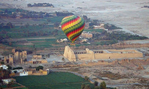 Luxor East and West Bank with private professional guide and lunch day tour