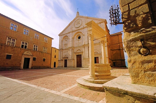 Tour della Val d'Orcia: Brunello di Montalcino, Vino Nobile di Montepulciano e Pecorino di Pienza.