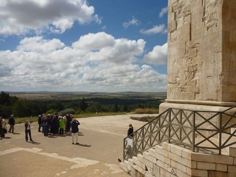 Castel Del Monte - Wonder Woman Location