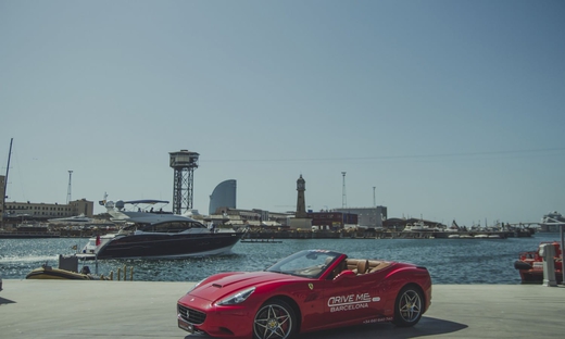 Barcelona city tour Ferrari experience