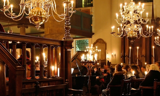 Concerto a lume di candela alla Sinagoga portoghese di Amsterdam