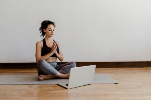 Pacchetto 3 lezioni Yoga online