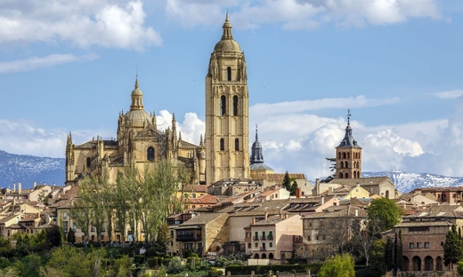 Toledo and Segovia guided tour from Madrid