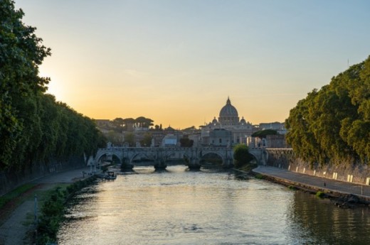 Crociera sul Tevere con aperitivo