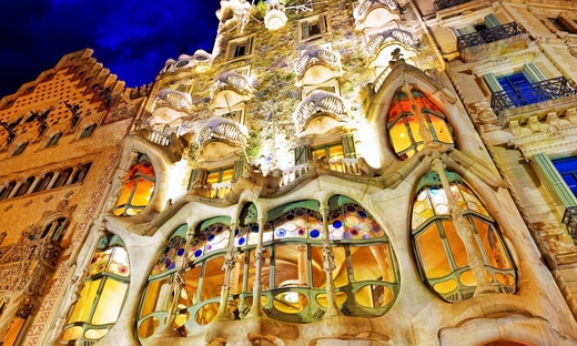 Tour di Casa Batllò e della Sagrada Familia con ingresso prioritario