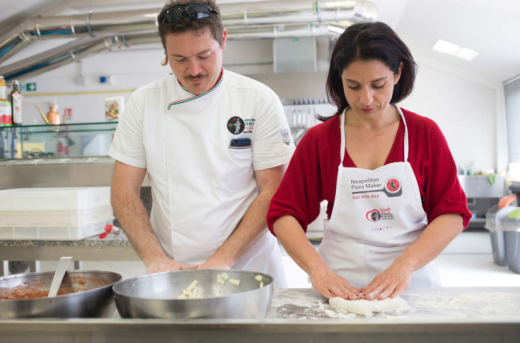 Corso di cucina sulla pizza a Taormina