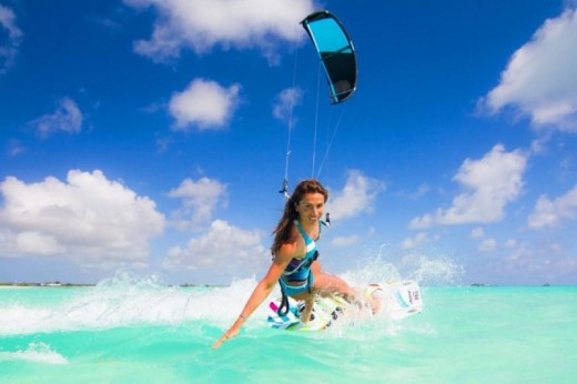 Corso per principianti di Kitesurf di 7 ore a Stagnone