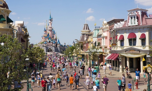 Disneyland® Paris Express: biglietti per il parco e treno da Parigi