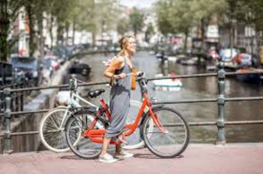 Viaggio ad Amsterdam con tour in bicicletta per 4