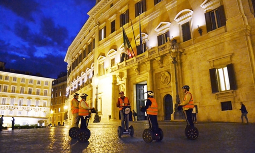 Roma di notte tour su segway