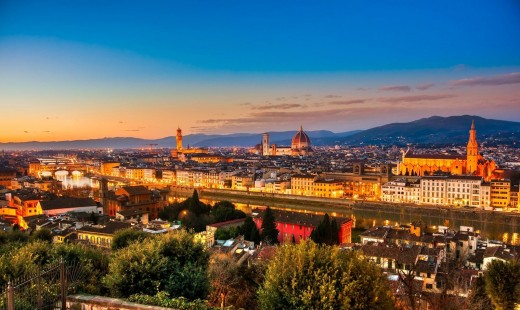 Tour serale in bicicletta elettrica a Firenze con vista mozzafiato da Piazzale Michelangelo