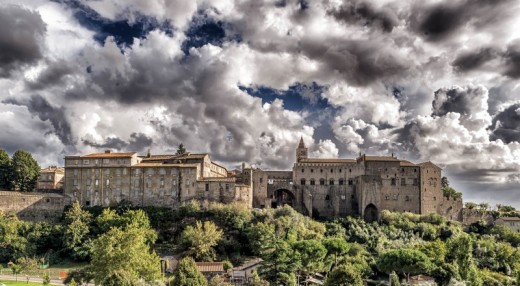 Visita completa del Palazzo dei Papi a Viterbo per due persone