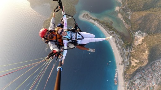 Volo in parapendio a Norma con soggiorno