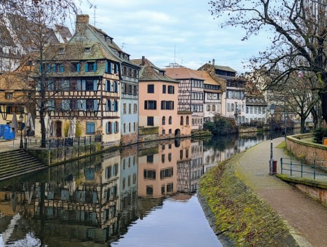 Regalo viaggio in Alsazia - Colmar e Strasburgo, tra Borghi Fiabeschi e Degustazioni