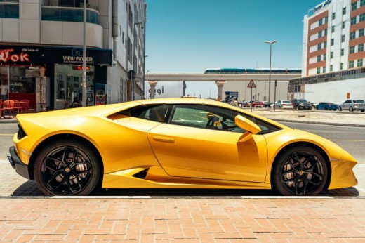 Guida Lamborghini Huracán a Rovigo - 8 giri autodromo Adria International Raceway 