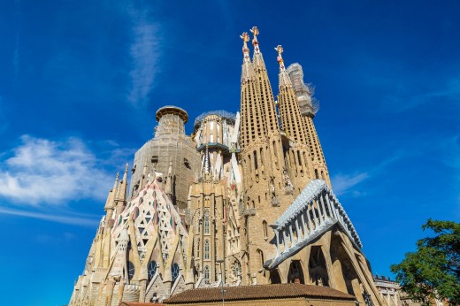 Tour espresso della Sagrada Familia con biglietti salta fila e spettacolo di Flamenco