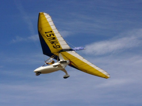 Volo in ultraleggero a Madrid 30 minuti