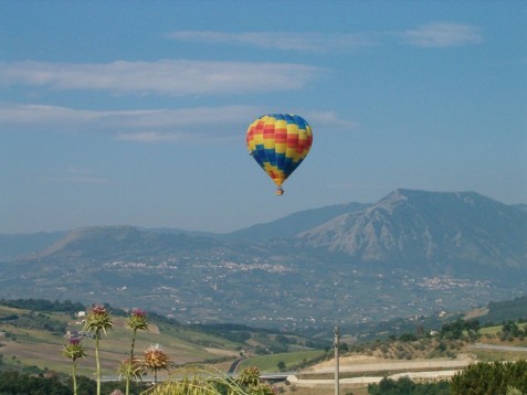 Volo per 2/3 persone zona Mondovì