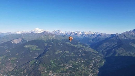 Volo in Mongolfiera Esclusivo di Coppia a Torino