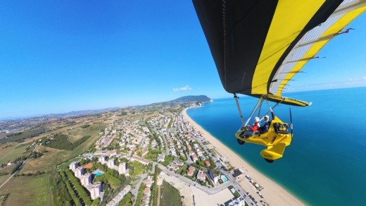 Volo sulla Rievera del Conera e Colline Marchigiane