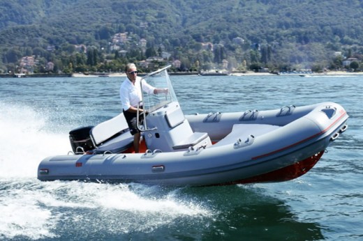 Tour di mezza giornata in gommone a Buggerru