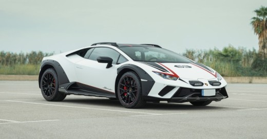2 Giri in Pista su Lamborghini Huracán Sterrato a Roma - Circuito Vallelunga (RM)