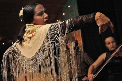 Spettacolo di flamenco al Tablao de Carmen e cena con ingresso al Poble Espanyol