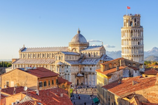 Visita guidata Piazza dei Miracoli con biglietto salta fila per la torre di Pisa (opzionale)