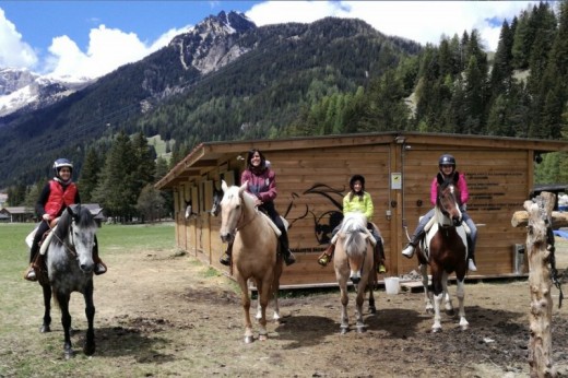 Due Lezioni di Equitazione per Bambini