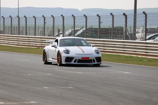 Guida Porsche 992 GT3 RS alla Pista Azzurra di Jesolo – 1 Giro