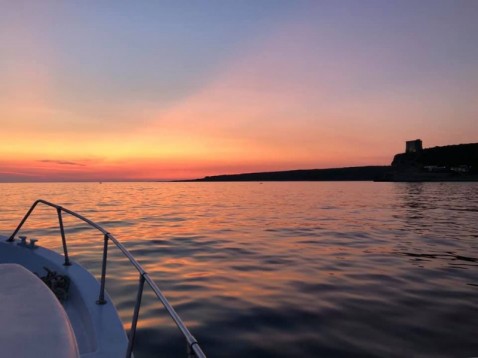 Escursione in Barca in Puglia: Grotte, Mare e Relax