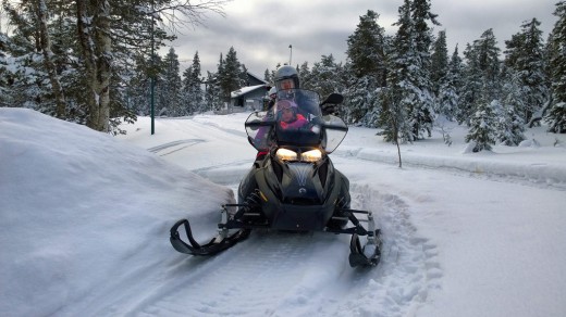 Guida una Motoslitta sul Passo dello Spluga da Madesimo