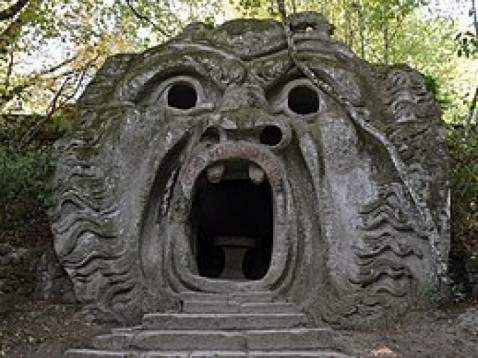 Biglietti per due persone alla scoperta del suggestivo Parco dei Mostri di Bomarzo