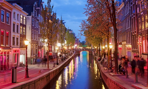 Amsterdam tour del quartiere a luci rosse