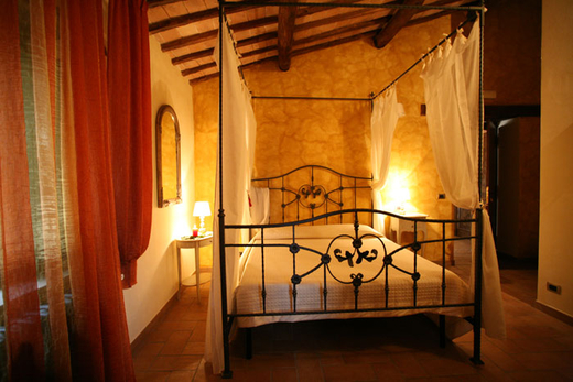 MASSAGGI ANTISTRESS IN UNA SPA IN UMBRIA