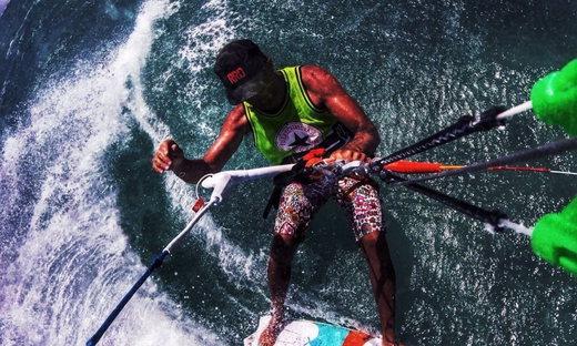 Un'ora di Kitesurf in Toscana